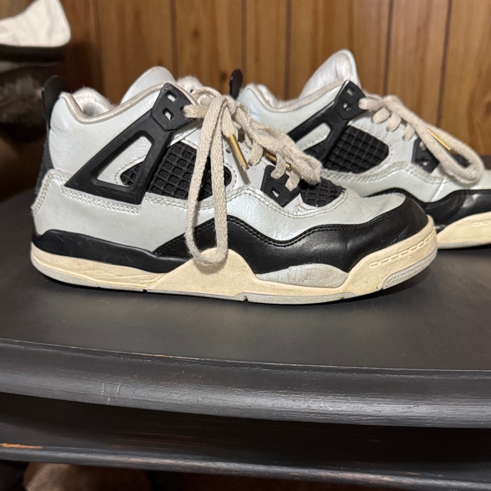 Jordan grey and black